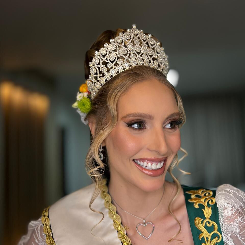 ca9a6326-c6a4-4269-af42-4799cc660a4c